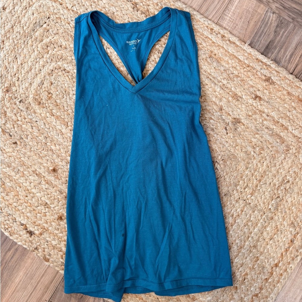 Old Navy Twistback Activewear Top